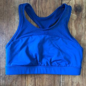 High neck Lululemon sports bra size 6